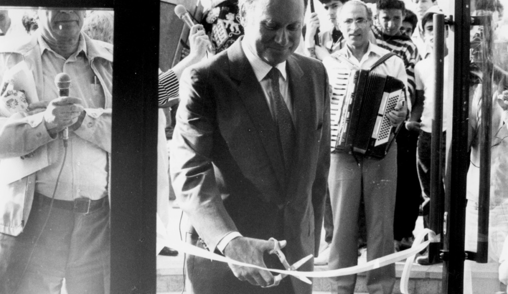 1988 : Inauguration de la synagogue